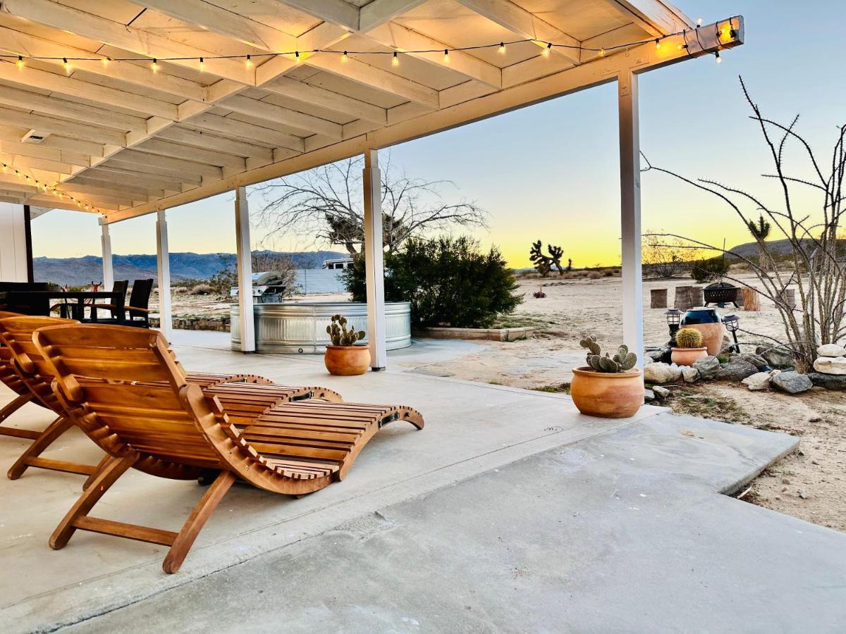 Ravens Nest Ranch, Fire Pit , Views, Near Jt Park! Villa Joshua Tree Bagian luar foto