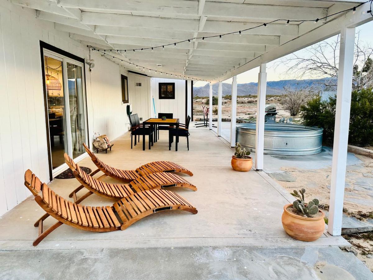 Ravens Nest Ranch, Fire Pit , Views, Near Jt Park! Villa Joshua Tree Bagian luar foto
