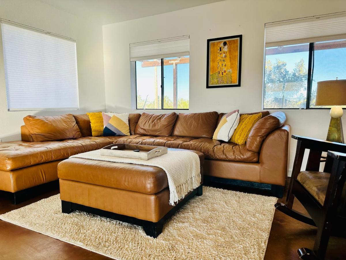 Ravens Nest Ranch, Fire Pit , Views, Near Jt Park! Villa Joshua Tree Bagian luar foto